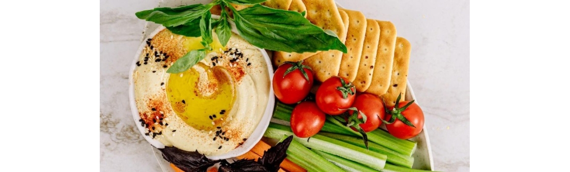 Domácí dipy, dresinky a zálivky: (Nejen) letní rychlé recepty