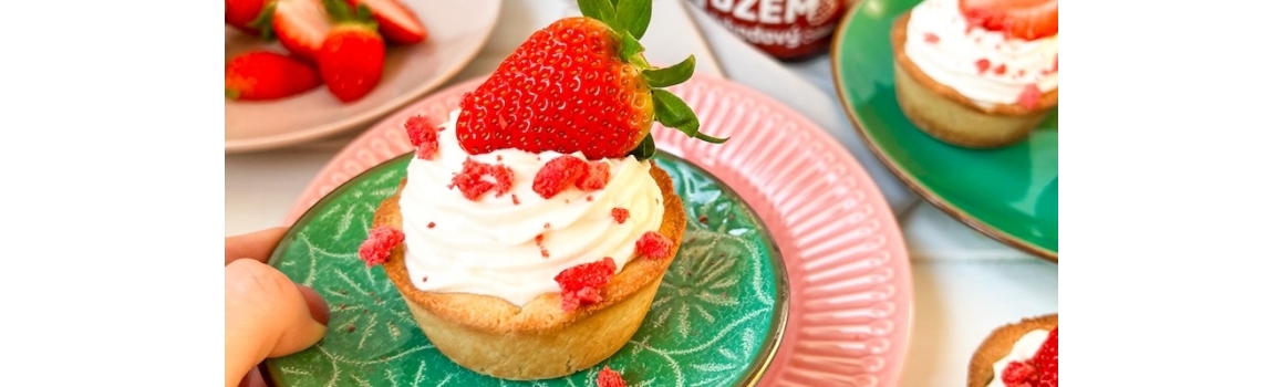 Recepty z mandlové mouky – jahodové dortíčky