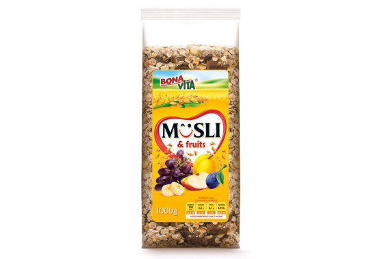 Müsli sypané s ovocem